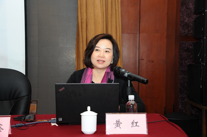 6、黄红作专题讲座.jpg