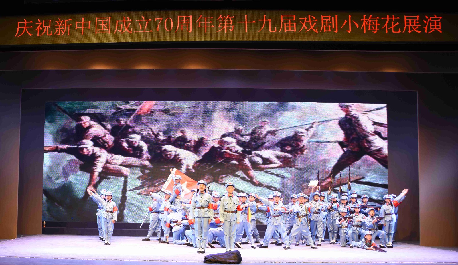 b41b992a8445a0b95aa288a89a7d70e.jpg b41b992a8445a0b95aa288a89a7d70e.jpg