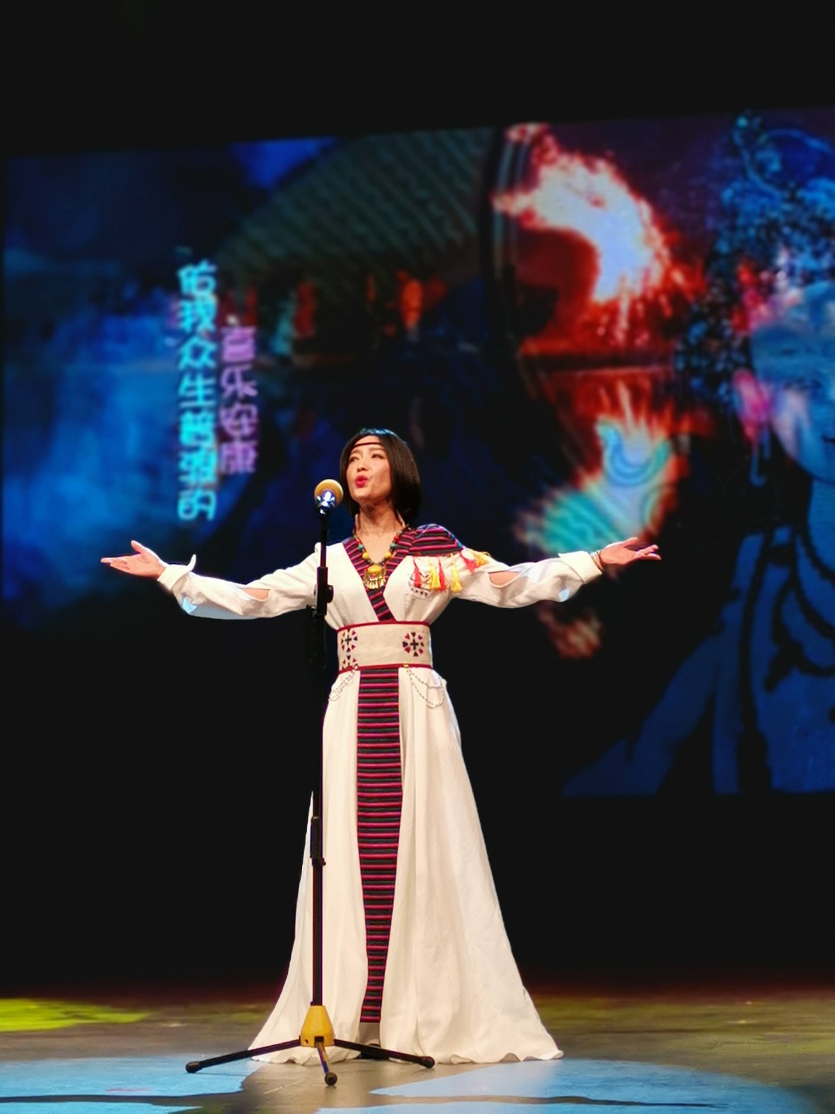 张濛.jpg 张濛.jpg