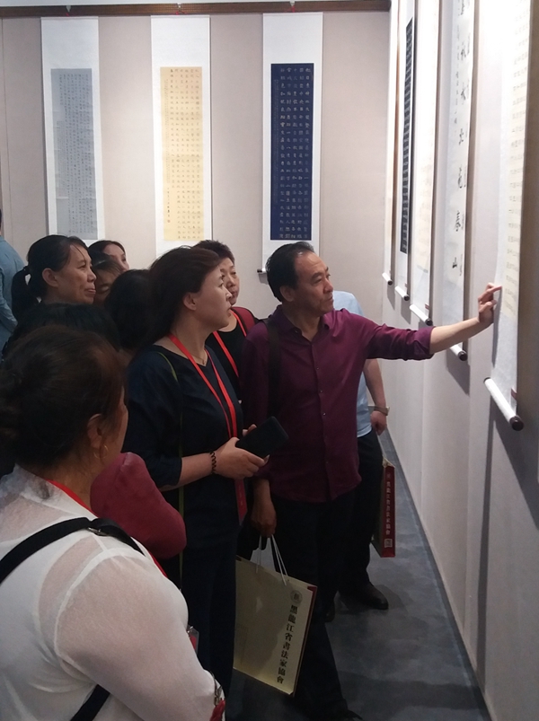 33 展览花絮.jpg 33 展览花絮.jpg