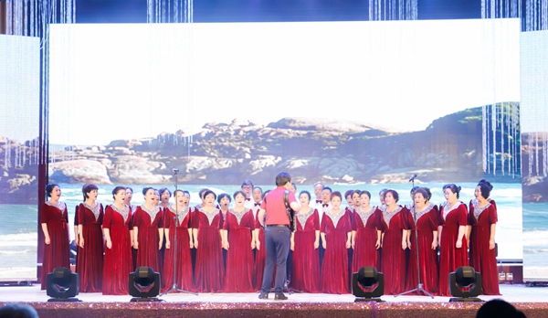 30合唱《让世界都赞美你》.jpg 30合唱《让世界都赞美你》.jpg