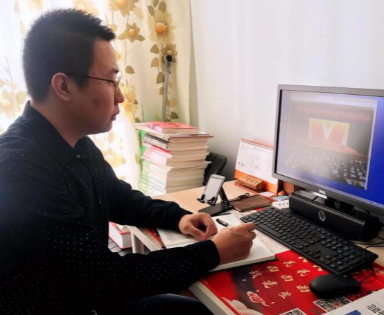 赵梓涵.png 赵梓涵.png