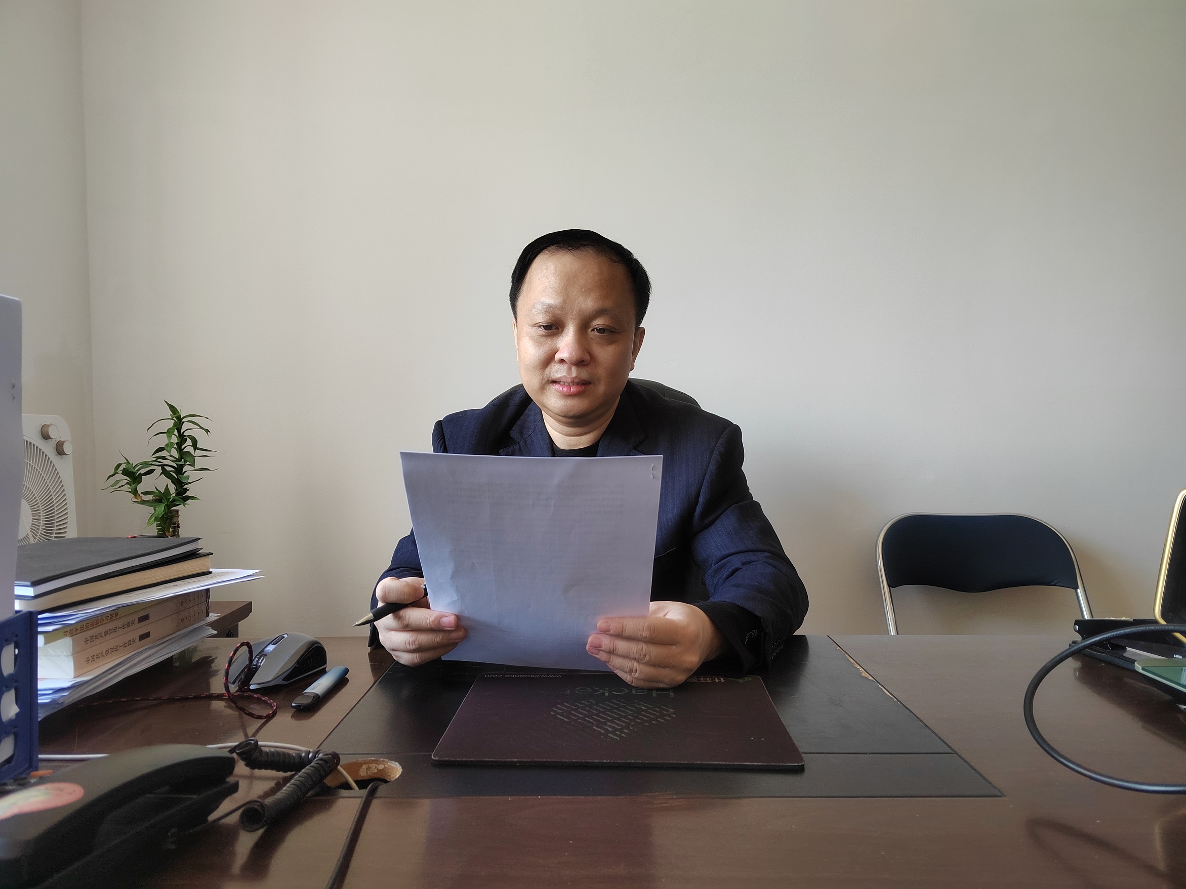 张晓鑫.jpg 张晓鑫.jpg