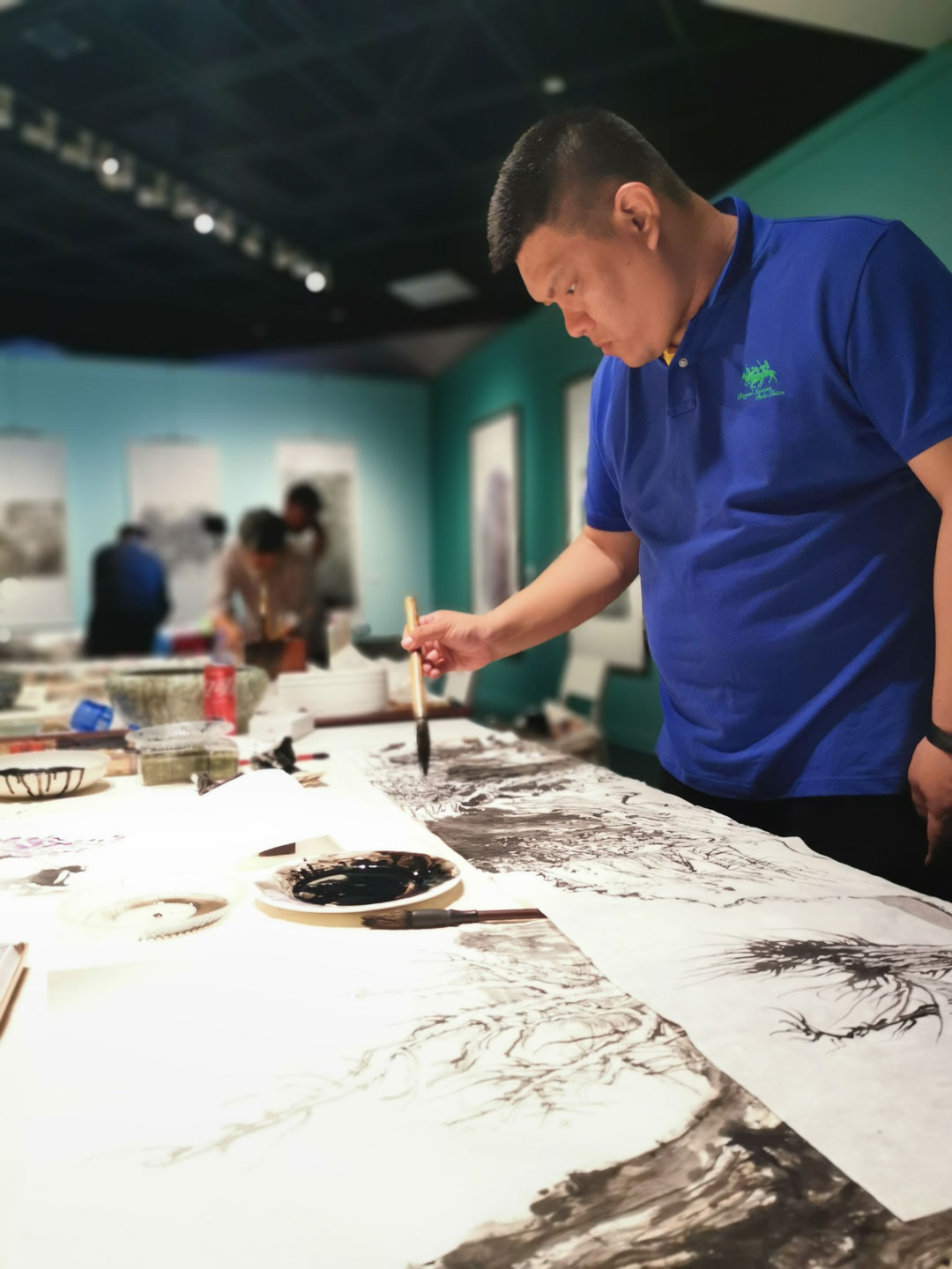 仲伟然.jpg 仲伟然.jpg