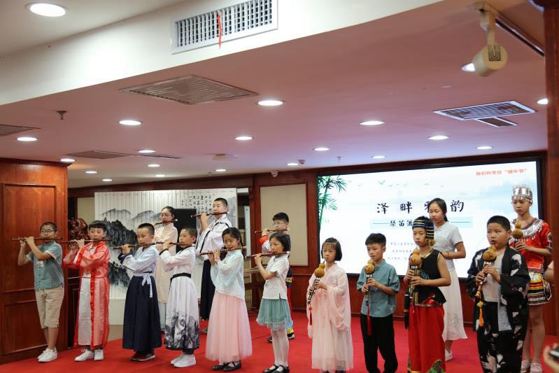 演出现场2.jpg