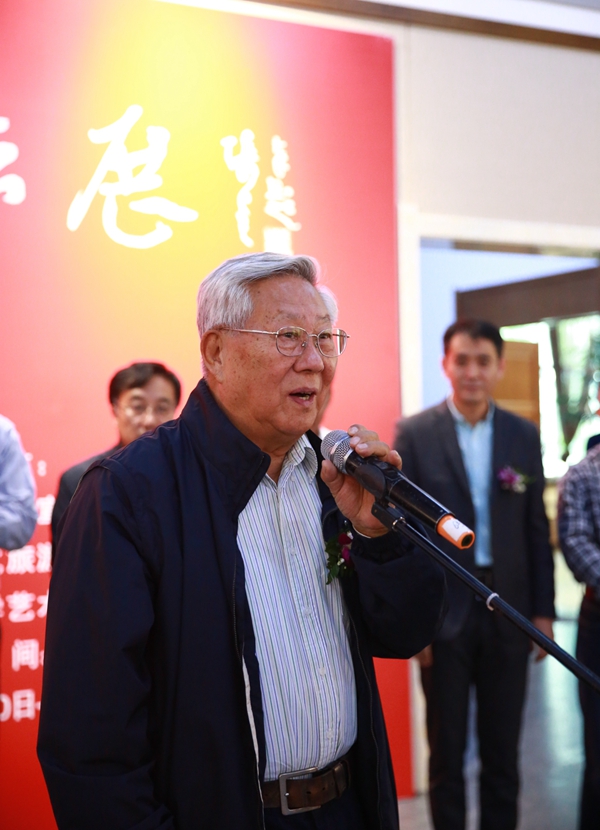 14马国良宣布展览开幕.jpg