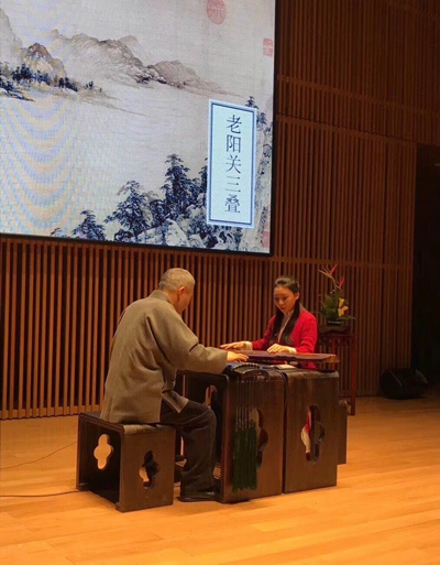 演出现场.jpg