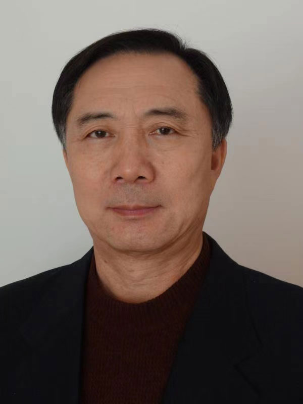 黄成江个人照.jpg