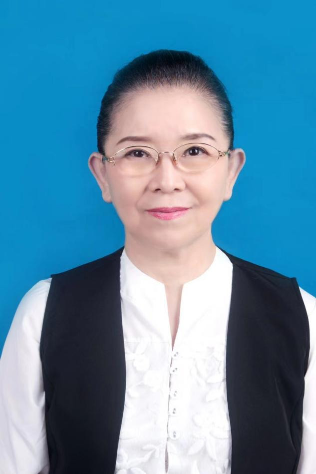 于颖1.jpg