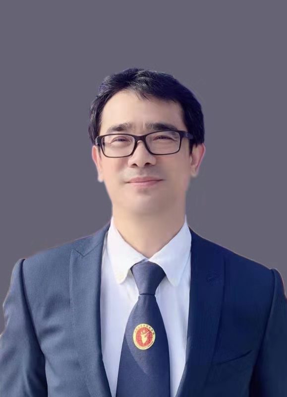 张臣.jpg