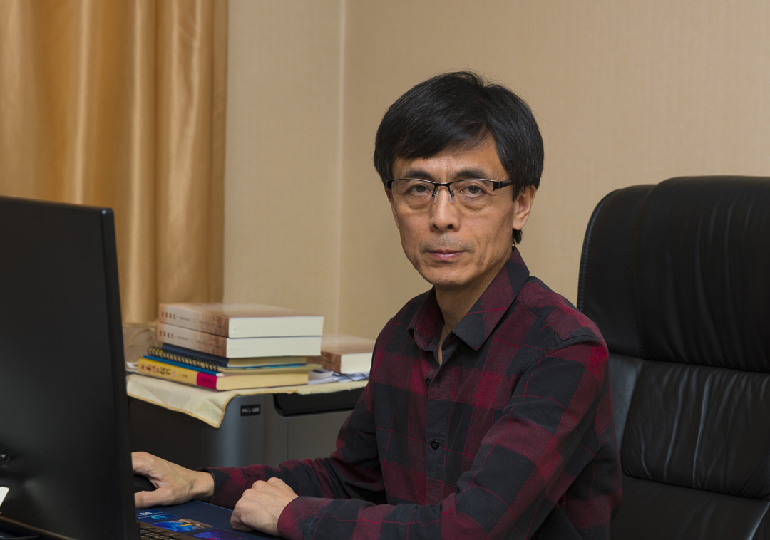 省摄协副主席逯云峰.jpg