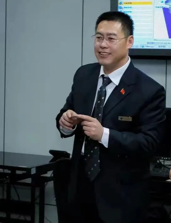 高文华.webp.jpg